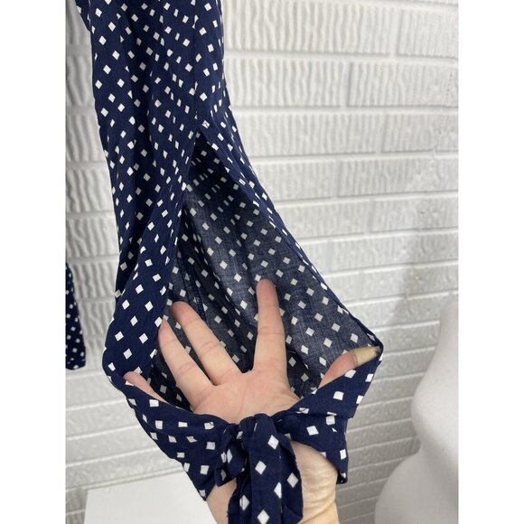 SATURDAY SUNDAY Lobelia Navy Print Tie Ankle Pants - Picture 6 of 12